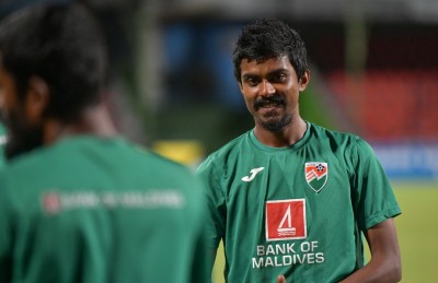 އައިސަމް ފުރުސަތުގެ ބޭނުން ހިފައިފި