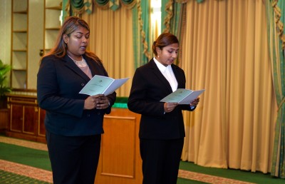 އަޒްމިރަލްދާ އާއި ޝުޖޫން ސުޕްރީމް ކޯޓަށް އައްޔަންކޮށްފި