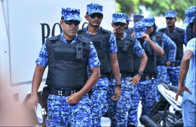 ފުލުހުން ގަސްދުގައި އަޅާނުލީތަ؟