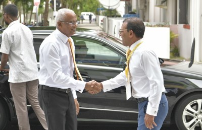 ސަރުކާރުގައި ލަސްކަމެއް އެބަ އުޅޭ: ނަޝީދު