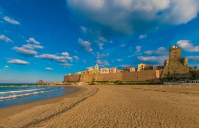 އިޓަލީގެ މޯލިސް އަށް ހިޖުރަކުރާ ނަމަ 27،000 ޑޮލަރު