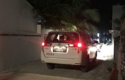 ދީނަށް ފުރައްސާރަކުރި ކަމަށް ތުހުމަތުކުރެވޭ މީހާގެ ބަންދަަށް 15 ދުވަސް ޖަހައިފި
