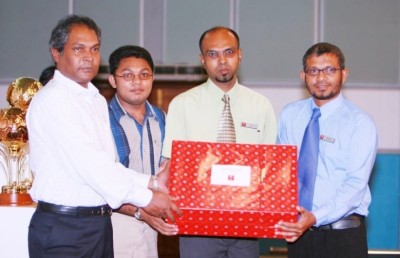 ބަލިވީމާ ޒިންމާ ނަގަން ޖެހުނީ ކޮމެންޓޭޓަރުތަ؟
