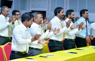 ޓެރަރިޒަމް ގާނޫނުގެ އިސްލާހުތަކާ މެދު އެމްޑީޕީ މެމްބަރުން ވެސް ކަންބޮޑުވެއްޖެ! ސަރުކާރާ މަޝްވަރާކުރަނީ!