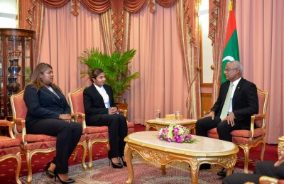 ތާރީޚީ ދުވަހެއް، ސުޕްރީމް ކޯޓުގައި އަންހެން ދެ ފަނޑިޔާރުންގެ ފުރަތަމަ ޝަރީއަތް
