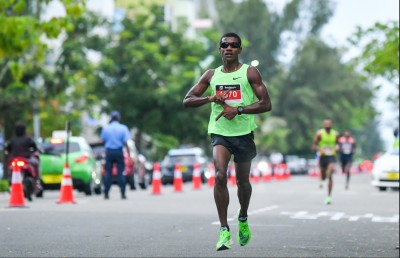 ދިރާގު ރޯޑް ރޭސް: 10 ކިލޯމީޓަރު ރޭސް ފަޒީލާއި ޖާއިޝާ ކާމިޔާބުކޮށްފި