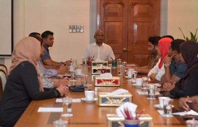 ގެތަކުގައި ރޯވެ ހާލުގައި ޖެހުނު މީހުންނަށް މާލީ އެހީ ދެނީ