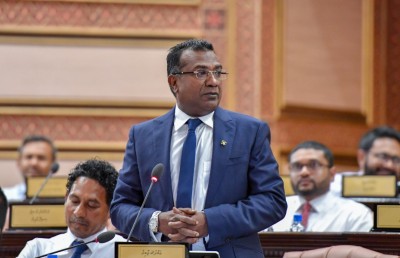 އަލިފާނުގެ ބޮޑު ހާދިސާއާ ގުޅިގެން މަޖިލިހަށް ކުއްލި މައްސަލައެއް