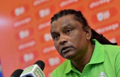 ރާއްޖޭގެ ފުޓްބޯޅަ އަށް ބޭނުމީ އިހުލާސްތެރިން: ސުޒޭން