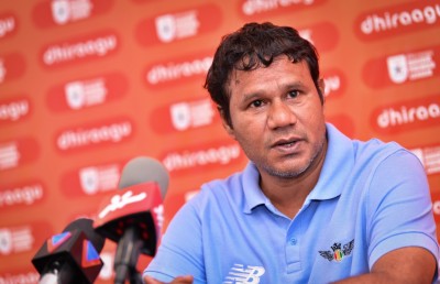 ކުރިއަރާނީ ހުރި ޕްރެޝަރުތަކަށް ހޭނިގެން: ސެކުލޮސްކީ