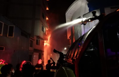 ހަމައެކަނި ބޭނުންވަނީ އެއާޕޯޓުގައި އޮންނަ ވަރުގެ ފަޔަ ލޮރީއެއް؟