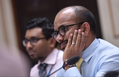 އެމްބިއުލާންސް ބިޑާ ގުޅޭގޮތުން ވާހަކަ ދައްކާނީ އޭސީސީން މައްސަލަ ބެލުމުން: ފިނޭންސް