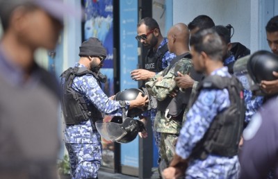 ފުުލުހުންނަށް ބޮޑެތި ބާރުތަކެއް ދީ ޓެރަރިޒަމްގެ ބިލް މަޖިލިހުން ފާސްކޮށްފި