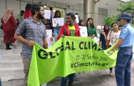 ވެލާނާގޭ ދޮށުގައި ތިމާވެށީގެ ހަޅުތާލު ފަށައިފި