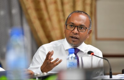 ރައީސަށް ކާމިޔާބުވާނެ ކަމަކަށް ހަސަން ލަފައެއް ނުކުރައްވާ، ވިދާޅުވީ އެކުގައި މަސައްކަތްކުރަން ދަތި ކަމަށް