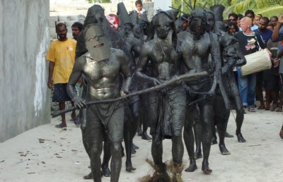 މާފަރުގައި ނަމުރު ކުޅުން: ވަރަށް ތަފާތު ކުޅިވަރެއް!