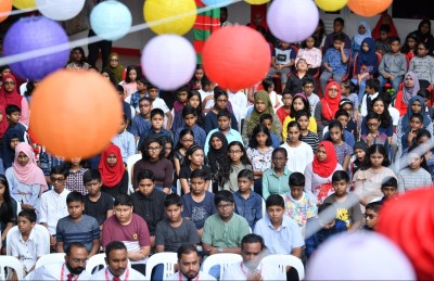 ޖާގަ ބަހާ ގޮތުން ބެލެނިވެރިން ރަތަށް!