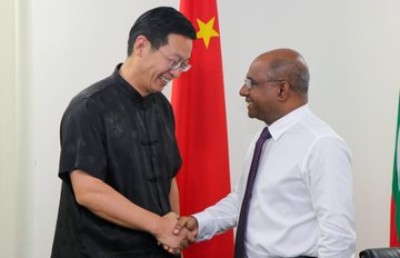 އެމްބަސީ އަޅަން ޗައިނާ އަށް ހުޅުމާލެ އިން ބިމެއް ދީފި