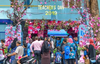 ޓީޗަރުންނަށް ބެލެނިވެރިންގެ ޝުކުރު މާމެލާމެލިން