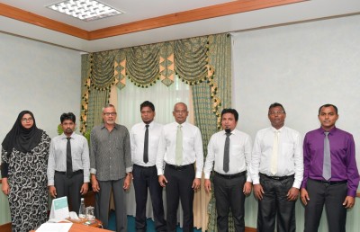 ބޮޑުފޮޅުދޫ ރައްޔިތުންގެ ކަންބޮޑުވުންތައް ރައީސަށް ހުށަހަޅައިފި