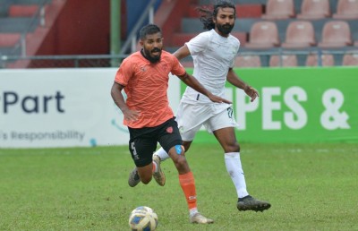 ގްރީން ބަލިކޮށް އީގަލްސްއިން މާޒިޔާ އާ ކައިރިކޮށްފި