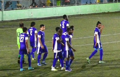 މޮޅަކާއެކު ނިއު އެނބުރި އައުމުން ސަޕޯޓަރުން ފޯރި ގަދަކޮށްލައިފި