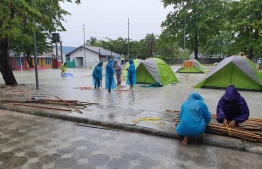 އައްޑޫގައި ފެންބޮޑުވާ މައްސަލަ ހައްލު ކުރުމަށް ފެން ހިންދާ ނިޒާމުގެ މަސައްކަތް އަވަސްކޮށްދީ: ޝަރީފް