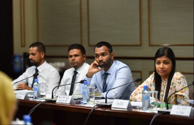 މީޑިއާ ކައުންސިލާއި ބްރޯޑްކޮމް އެއްކޮށްލުމުގެ މަސައްކަތް ފަށައިފި