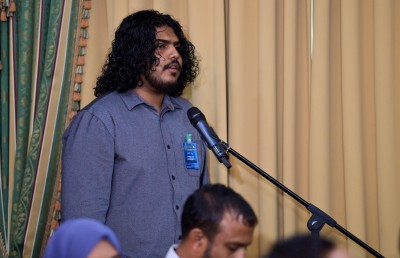 އަޒާން ހާޒިރުކުރަނީ ޖިނާއީ މައްސަލައެއްގެ ތަހުގީގަށް: ފުލުހުން