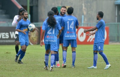 ކުޑަހެންވޭރު ޔުނައިޓެޑުން ޓެންޓް ސްޕޯޓްސް ބަލިކޮށްފި، ޖޭޖޭ ބަލިކޮށް ޕީކޭ އަށް ފުރަތަމަ މޮޅު