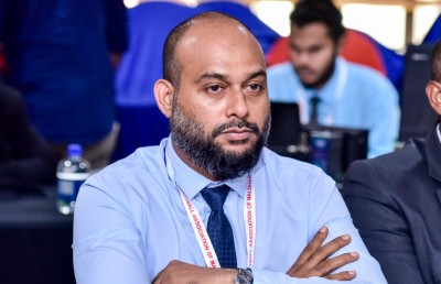 ނޯމަލައިޒޭޝަން ކޮމިޓީ ބަލައިނުގަނެ، އެ ކޮމިޓީއާ ދެކޮޅަށް ޝަވީދުގެ އިންޒާރެއް!