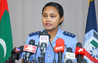 ޖިންސީ ފުރައްސާރައިގެ މައްސަަލައެއްގައި، ޕޮލިސް މީޑީއާ ގްރޫޕުން ޗެނަލް 13 ގެ ނޫސްވެރިއަކު ބޭރުކޮށްފި