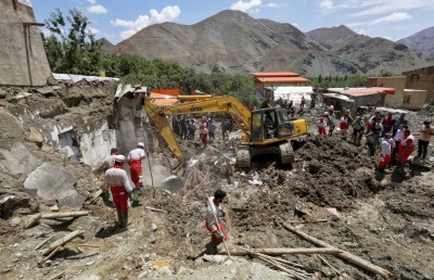 އީރާންގައި ފެން ބޮޑުވެ 70 މީހަކު މަރުވެ އެތައް ބަޔަކު ގެއްލިއްޖެ