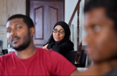 ދެބެން ވެސް އެހާ މޮޅު، ގެއަށް އުފާވެރިކަން