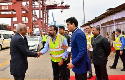 އިންޑިއާގެ ޖަވާހަރްލާލް ނެހުރޫ ޕޯޓް ޓްރަސްޓަށް ރައީސް ޒިޔާރަތް ކުރައްވައިފި