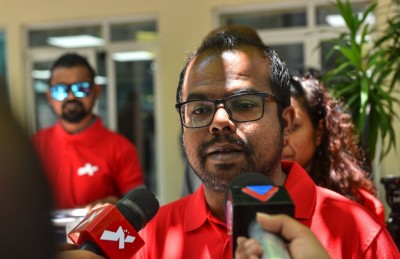 ފިޔާޒަށް ރުހުން ދޭން އެމްޑީޕީން ތްރީލައިން ވިޕެއް ނެރެފި