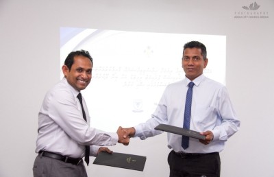 ވިލާ އެޑިއުކޭޝަނަށް އައްޑޫން ބިމެއް ދީފި