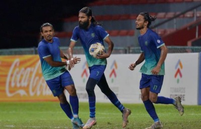 ޕެނަލްޓީގައި އީގަލްސް ކަޓުވާލުމަށް ފަހު ސަސް ސެމީ އަށް