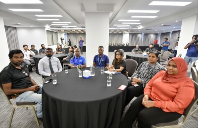 މޯލްޑިވްސް ބްރޯޑްކާސްޓް އެވޯޑްގެ ސްޕޮންސަރުންނާއެކު ސޮއިކޮށްފި