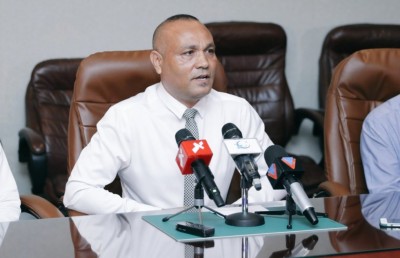 ގުރުއާނާ ބެހޭ މަރުކަޒުގެ އިސްވެރިއަކު ވެސް އަލަމްގީރާއެކު!