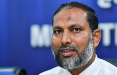 ހުތުރު ވީޑިއޯތައް ދައުރުކުރުން ހުއްޓުވާނެ ގާނޫނީ އޮނިގަނޑެއް ބޭނުންވޭ: އިމްރާން