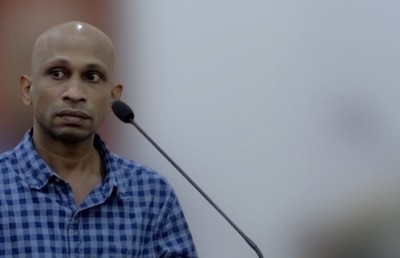 އިސްލާމްދީނަށް ފުރައްސާރަކުރި ރުސްތުމް ހަތަރު މަހަށް ޖަލަށް، އެކަމަކު މިނިވަންވެއްޖެ