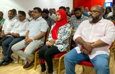 އަމީންގެ އެނބުރި އައުން: މާ ހަރަކާތްތެރިކޮށް ސިޔާސީ މަސައްކަތުގައި