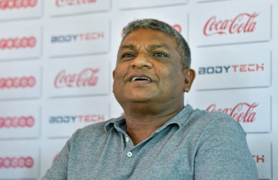 ކުޅުންތެރިންނަށް މުސާރަ ނުދެވޭ ހާލަތެއްގައި މާޒިޔާއެއް ނޯންނާނެ: އަހުމަދު