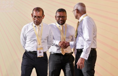 ބަރުލަމާނީގެ އުންމީދު ކަފުން؛ ނަޝީދުގެ ސިޔާސީ ކުރިމަގު ބަނަ!