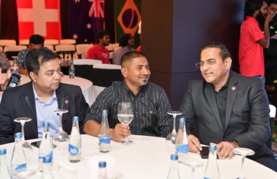 ކޮކާ ކޮލާގެ ނަސީބުވެރިން ވޯލްޑްކަޕް ބަލަން ދާނީ ގަތަރަށް
