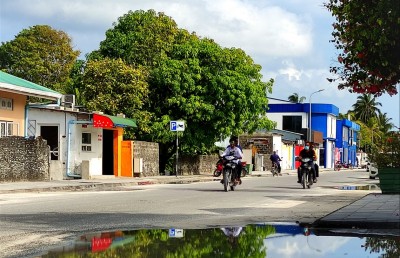 އައްޑޫ ބަހުރުވައިން ހުތުބާ ކިޔުމުން ޚަތީބަކު ސަސްޕެންޑްކޮށްފި