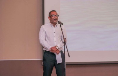 "ނޭވާ 2" ފްރީ ޑައިވް އިވެންޓުގެ ޕޯސްޓަރު ނެރެފި