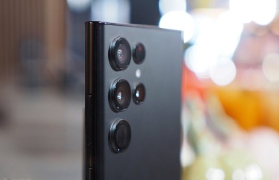 އެސް 23ގައި 200 މެގަޕިކްސެލް ކެމެރާއެއް