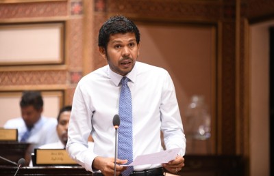 މެމްބަރުންގެ އަދަދު ލިމިޓުކުރަން ގާސިމް ހުށަހެޅުއްވި ބިލަށް ސަރުކާރު މެމްބަރުންގެ ތަރުހީބެއް ނުލިބުނު